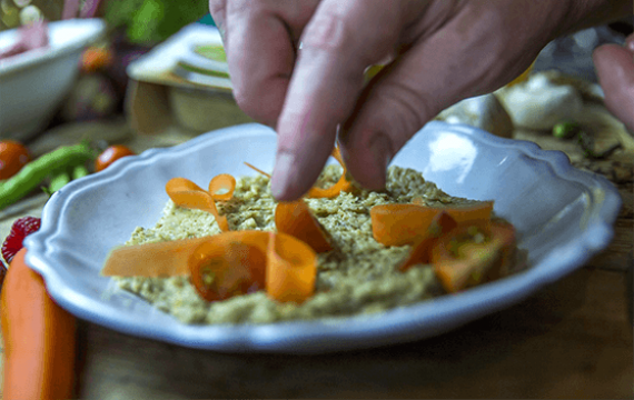 Créaline - l'atelier des recettes : purée brocolis, légumes crus et effilés de canard