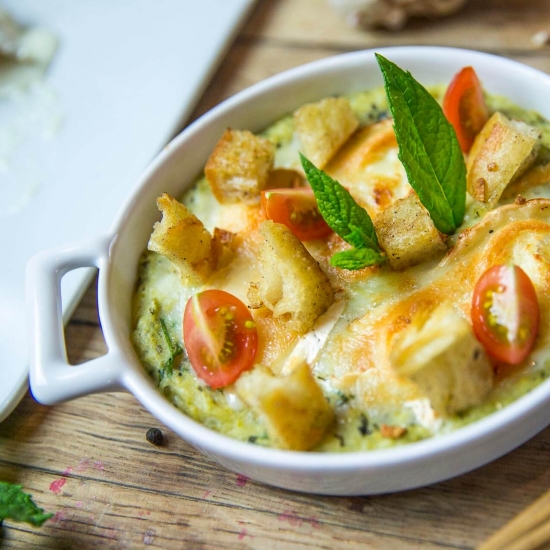 Recette fraîcheur Créaline : gratinée de courgettes à la menthe et au chèvre