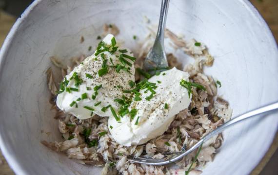 Créaline recette de saison velouté 7 légumes du potager et poisson de nos côtes