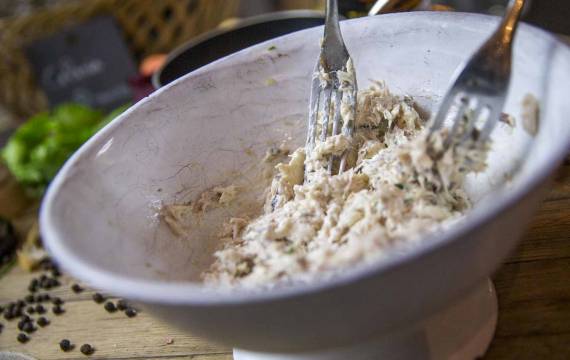 Une recette par Créaline : le velouté de légumes et poisson de nos côtes