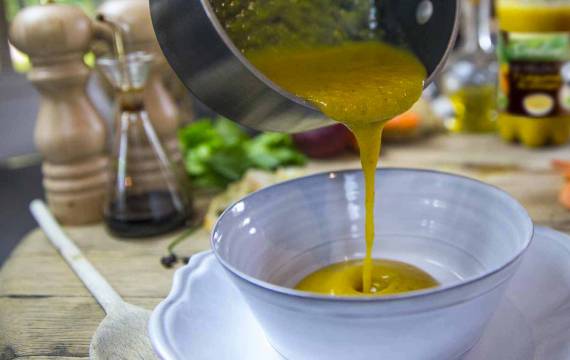 Une recette par Créaline : le velouté de légumes et poisson de nos côtes