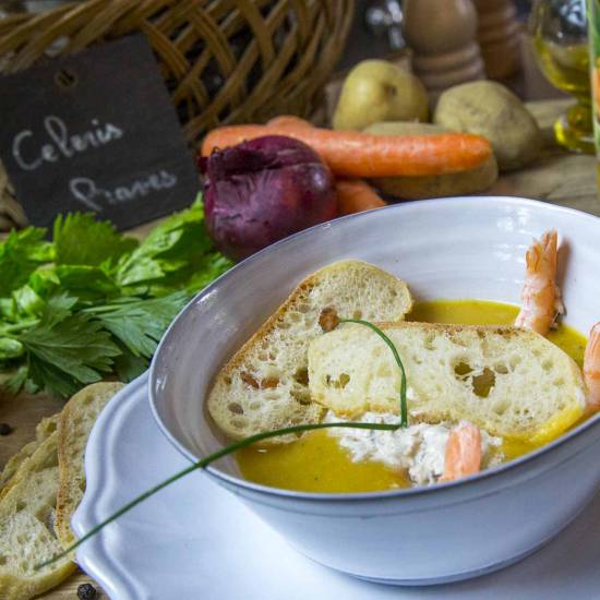 Velouté de légumes et poisson de nos côtes : une recette de soupe par Créaline